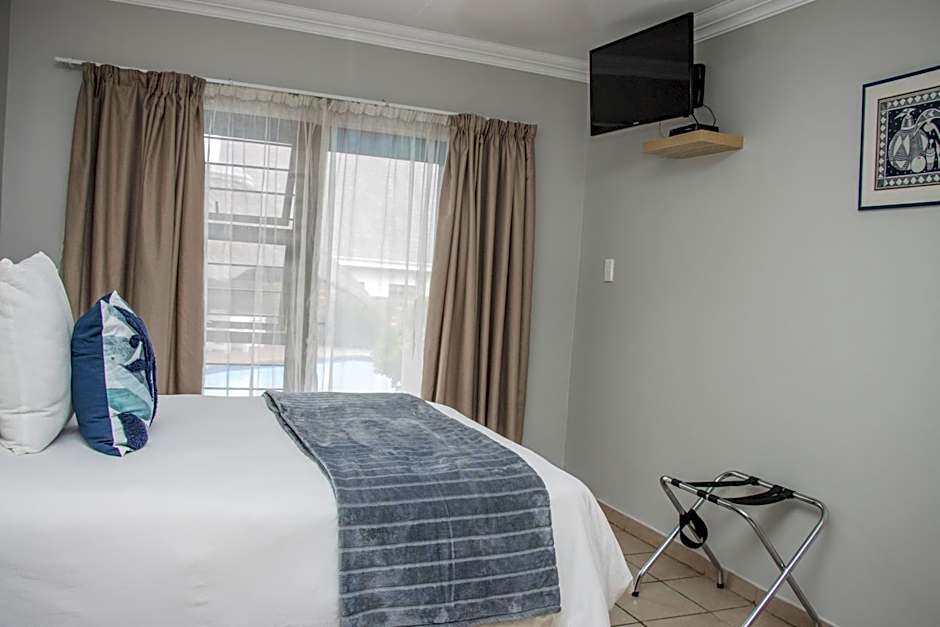 Woodpecker's Inn Guest House