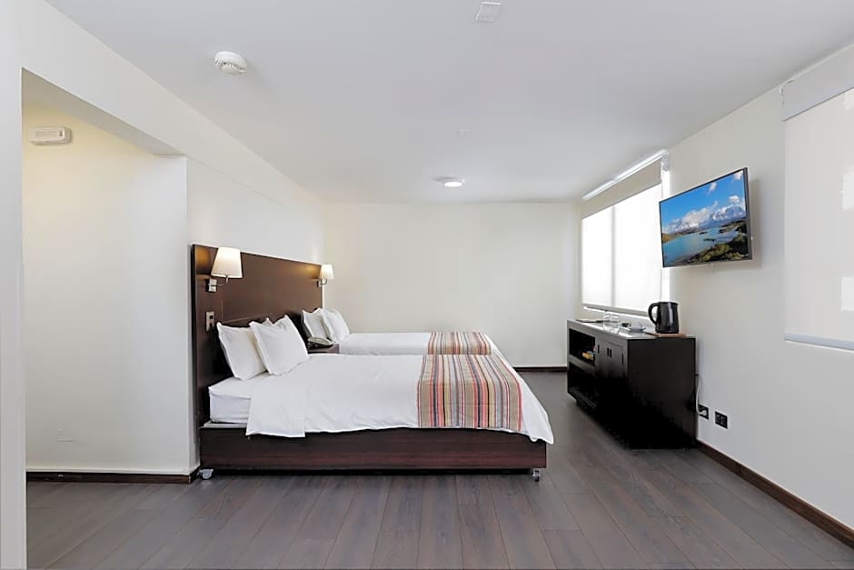 MR Express (ex Hotel Neruda Express)