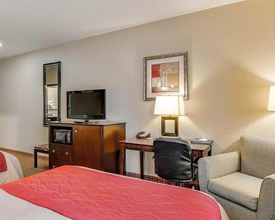Quality Inn & Suites Slidell