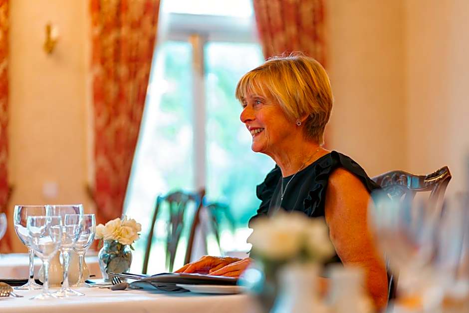 Farington Lodge Hotel