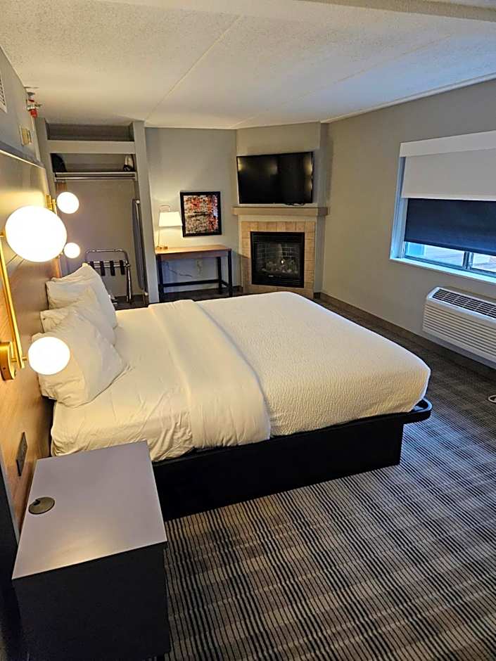 AmericInn by Wyndham Mounds View Minneapolis