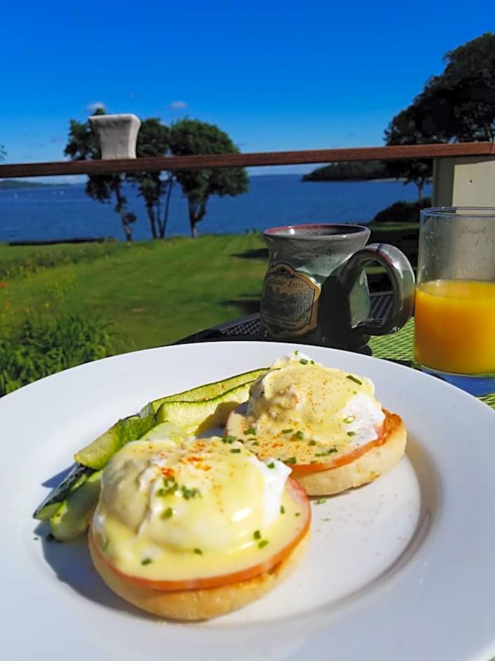 Saltair Inn Waterfront B&B