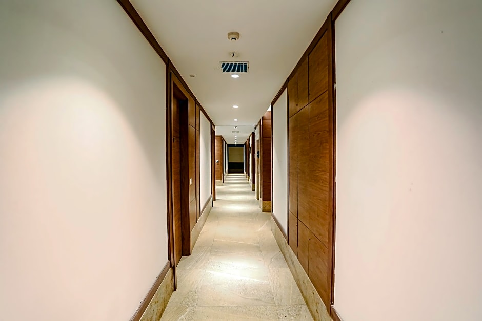 FabHotel F9 Chattarpur