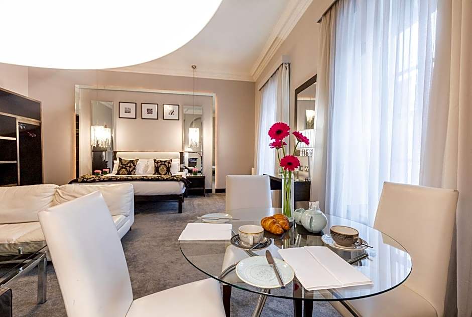 Zuni Restaurant & Boutique Hotel