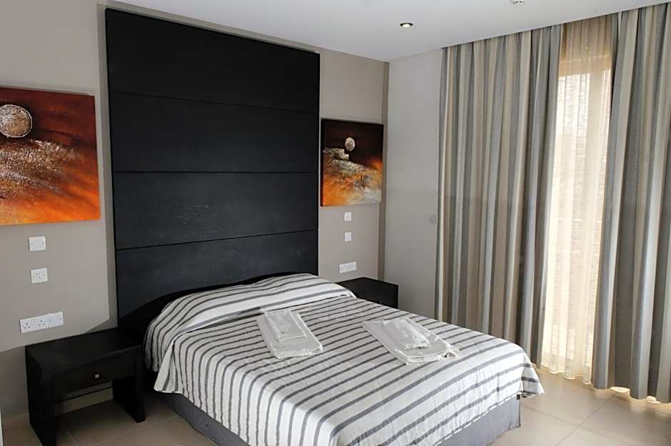 Photo 1 of 6 of Standard, Inland View
