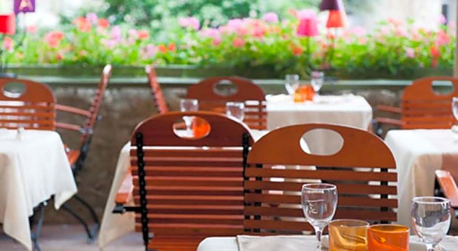 Angela Boutique Serviced Residence