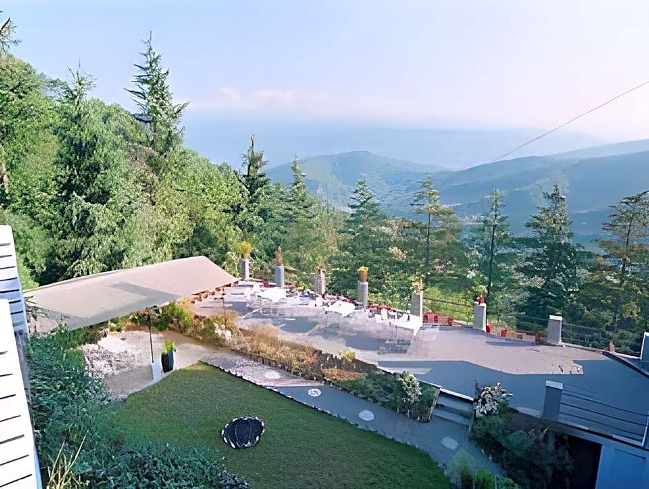 Sun N Snow Inn Kausani by Leisure Hotels