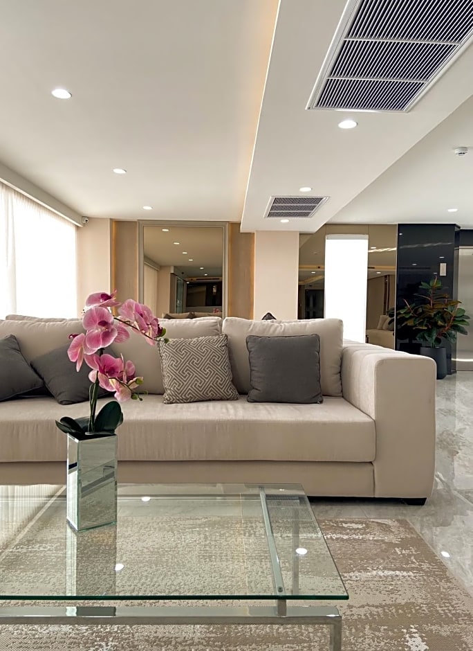 Oriole Residence - Suvarnabhumi Airport