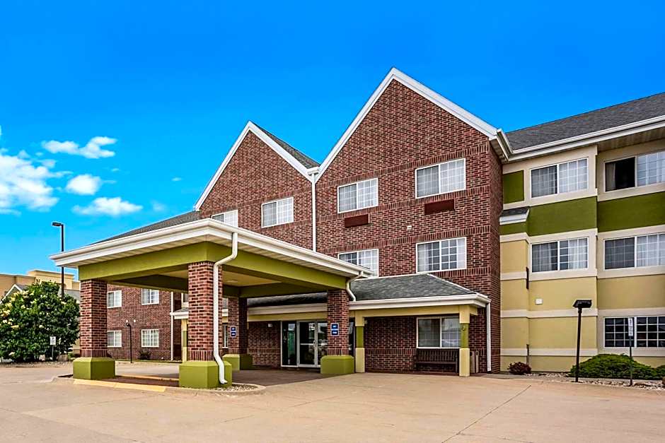 MainStay Suites Cedar Rapids North - Marion