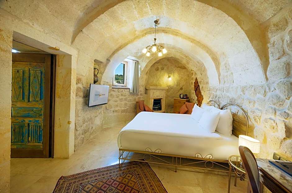 Tafoni Houses Cave Hotel
