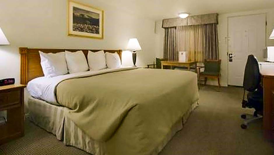 Magnuson Hotel Park Vue