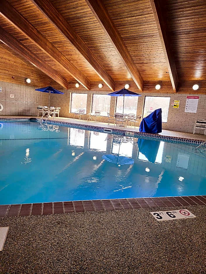 AmericInn by Wyndham Mounds View Minneapolis
