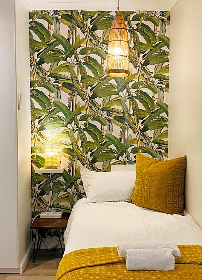 Dolphin Circle Bed and Breakfast