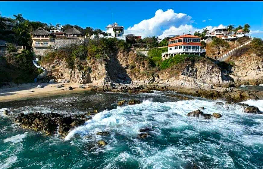 Hotel Luz de Mar ' right on the beach