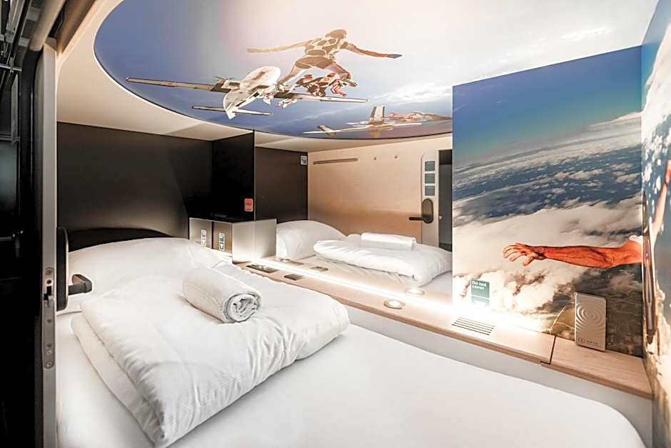 Capsule Hotel - Lucerne TheLAB