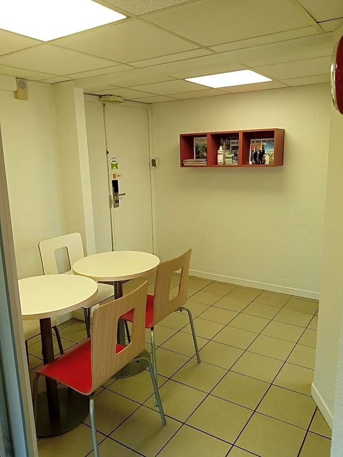 Premiere Classe Saint Brice Sous Foret