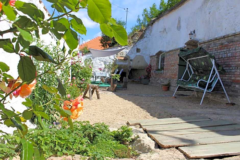 Kakukkfu Barlang-Vendeghaz