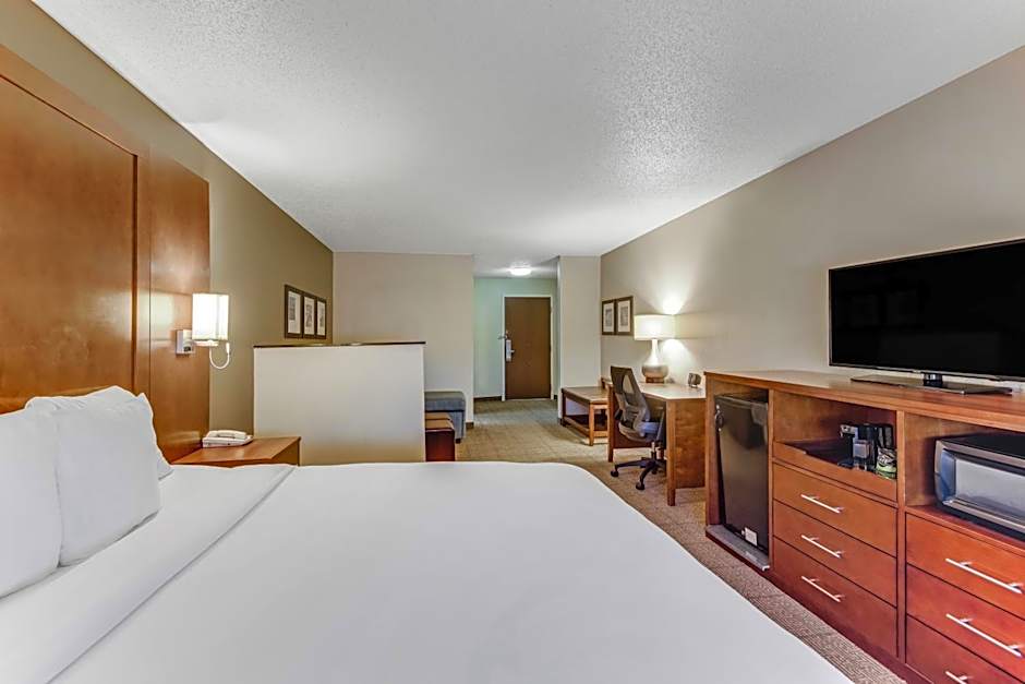 Comfort Suites Huntsville MidCity District at Research Park