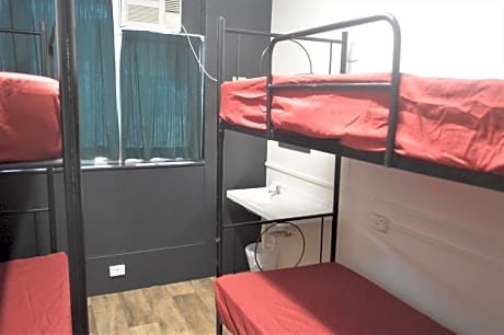 Bed in 4-Bed Female Dormitory Room (18 - 35 years old only)