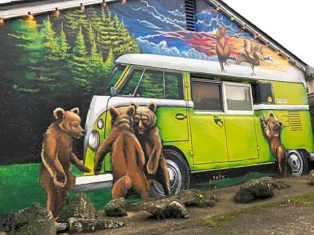 The Star Trek - USS Enterprise Room at the Itty Bitty Inn