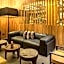O Monot Luxury Boutique Hotel