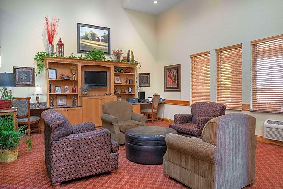 AmericInn by Wyndham Newton