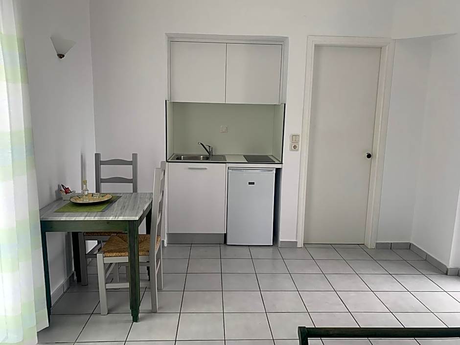 Astra Hotel Apartments