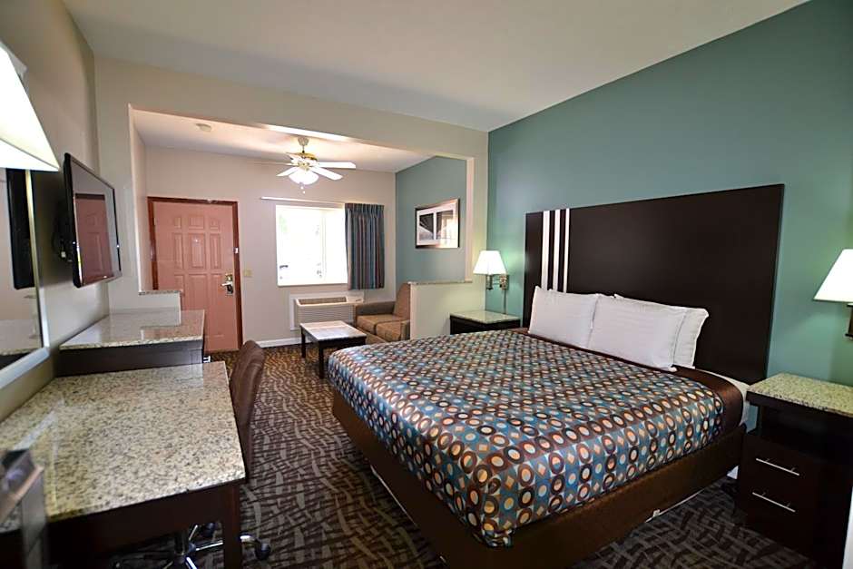 Relax Inn Motel and Suites Omaha