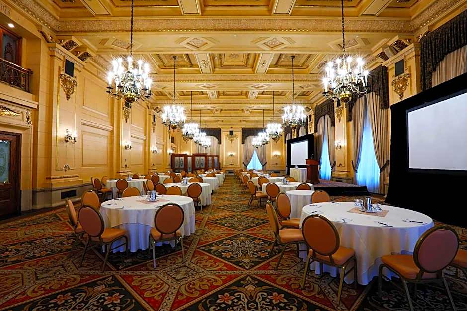 The Fort Garry Hotel, Spa and Conference Centre, an Ascend Collection Hotel