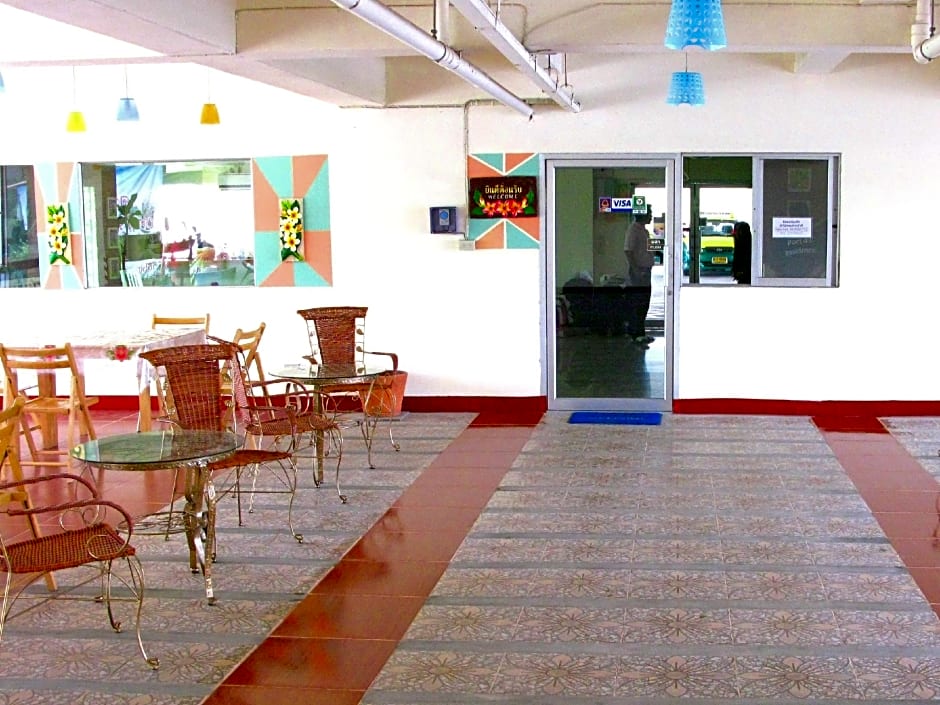 Casa Narinya Hotel at Suvarnabhumi Airport