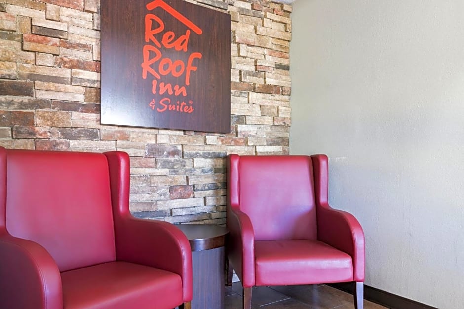 Red Roof Inn & Suites Statesboro - University