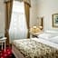 Alqush Downtown Hotel