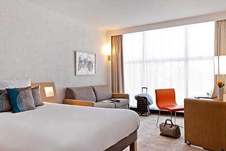 Superior Queen Room with Sofa