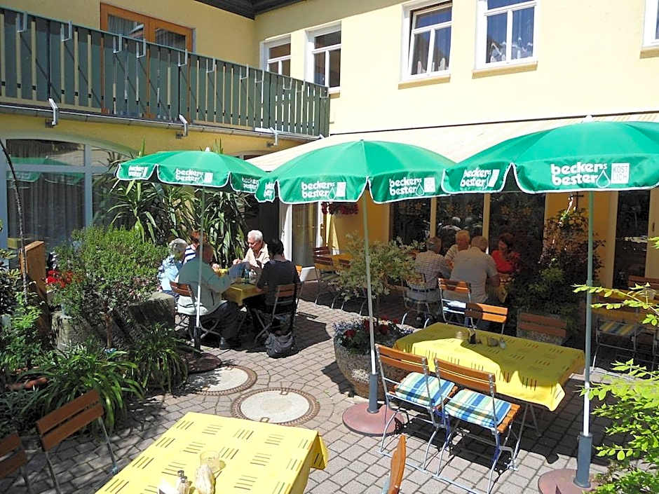Gasthof und Landhotel Zur Ausspanne