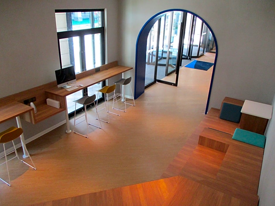 HOLIDAY INN EXPRESS Shanghai Tourism Zone