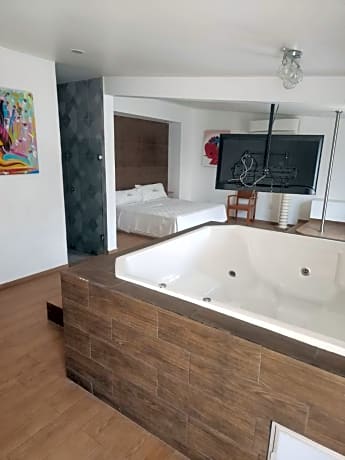 MOTEL PREMIER