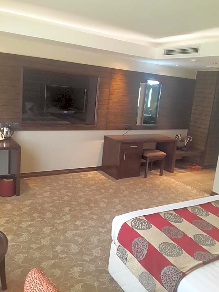 Photo 1 sur 7 de Executive Suite