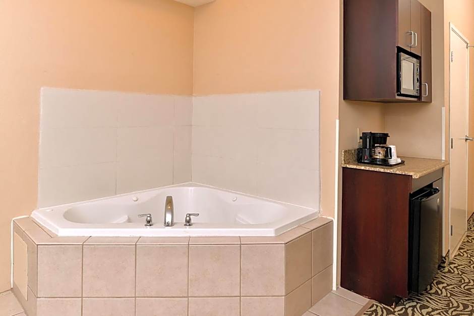 Holiday Inn Express Fresno River Park Highway 41 By IHG