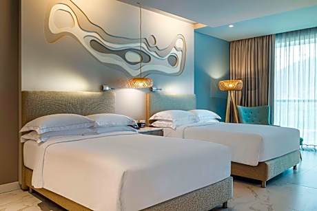 Double Room with Two Double Beds and Balcony - City View