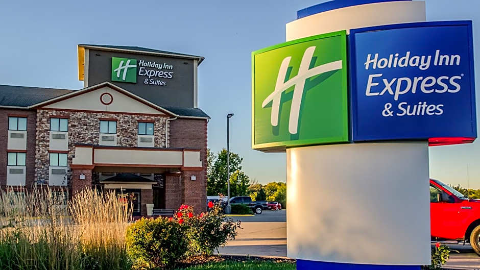 Holiday Inn Express and Suites Olathe South By IHG