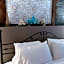 Suite in the Bush-Private Apartment