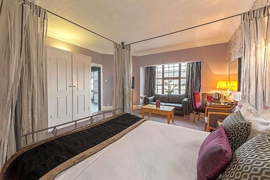 Muthu Westcliff Hotel (Near London Southend Airport)