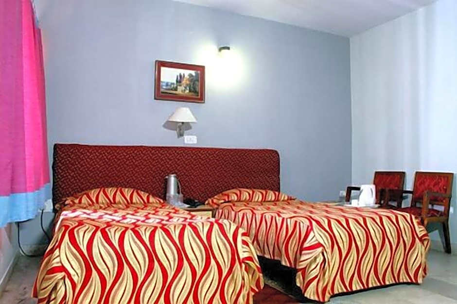 hotel pallavi int.