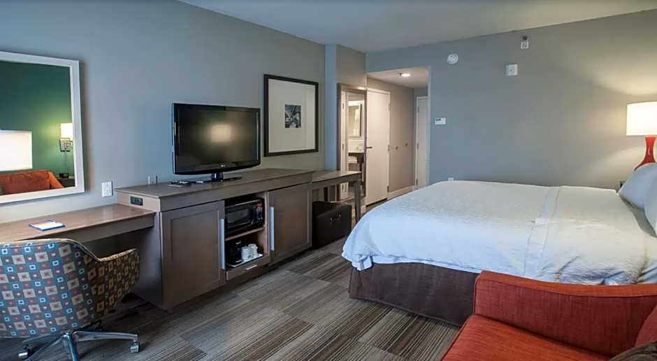 Hampton Inn By Hilton & Suites New Orleans-Convention Center