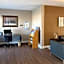 AmericInn by Wyndham Fort Atkinson