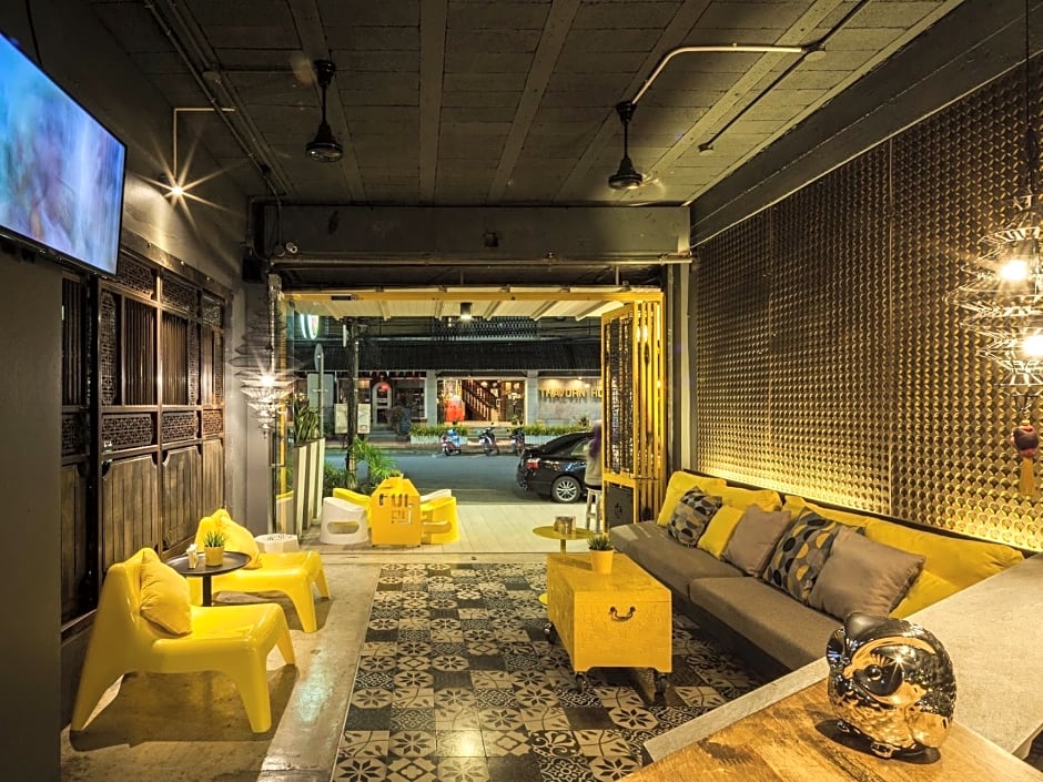 Fulfill Phuket Hostel