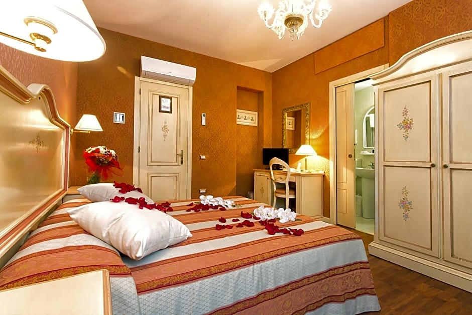 Hotel Conterie