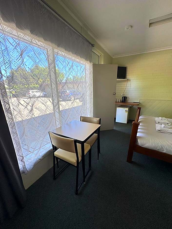 Great Western Motel