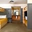 The Coachman Hotel