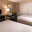 Holiday Inn Express Hotel & Suites Pasadena-Colorado Boulevard